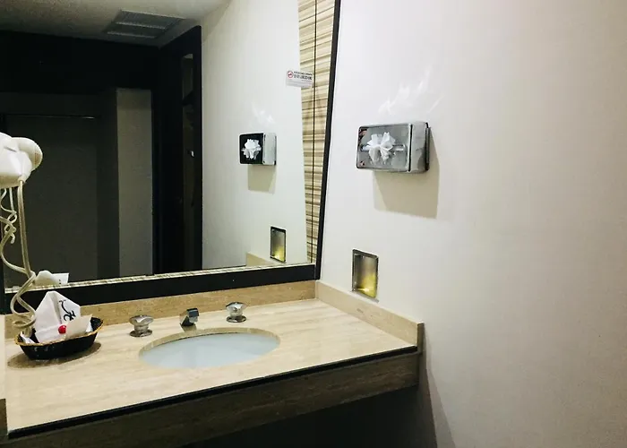 Hotel California 3*